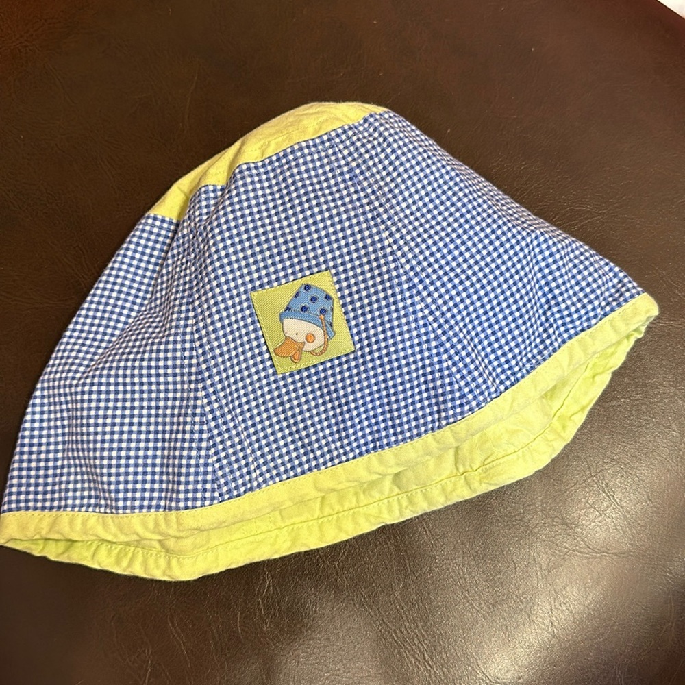 ⚜️ EUC baby summer hat with duck sz 0-6 mos